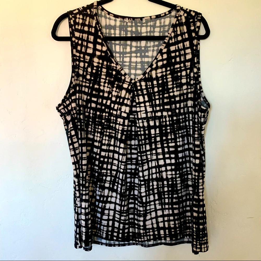 Blouse V-neck Brown Checked Sleeveless Size 1X